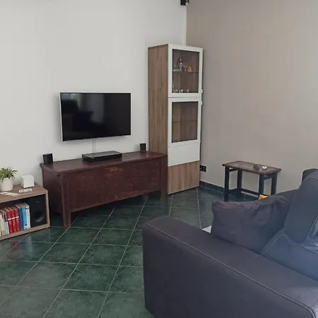 Apartment Il Glicine Cozy Appartamnent, Near Sestri Levante Between Cinque Terre E Portofino