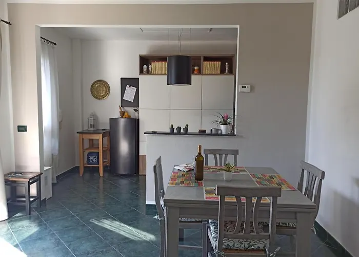 Il Glicine Cozy Appartamnent, Near Sestri Levante Between Cinque Terre E Portofino *
